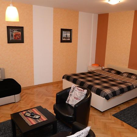 Exclusive Central Apartments スコピエ 部屋 写真